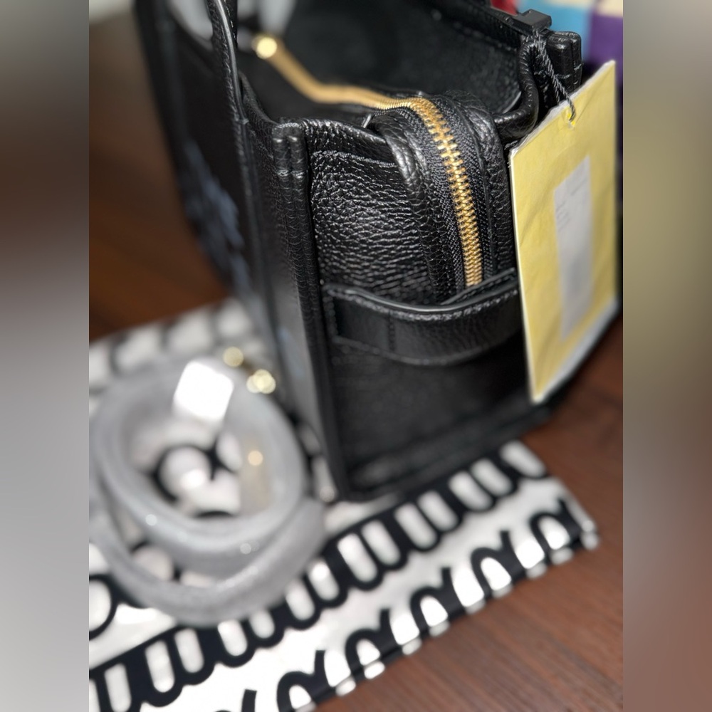 Marc Jacobs Black The Tote Bag -Small - Picture 8 of 13